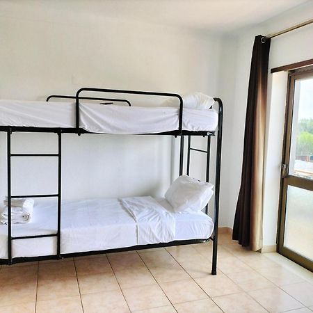 Portimao Central Holiday Hostel ,Algarve Exterior foto